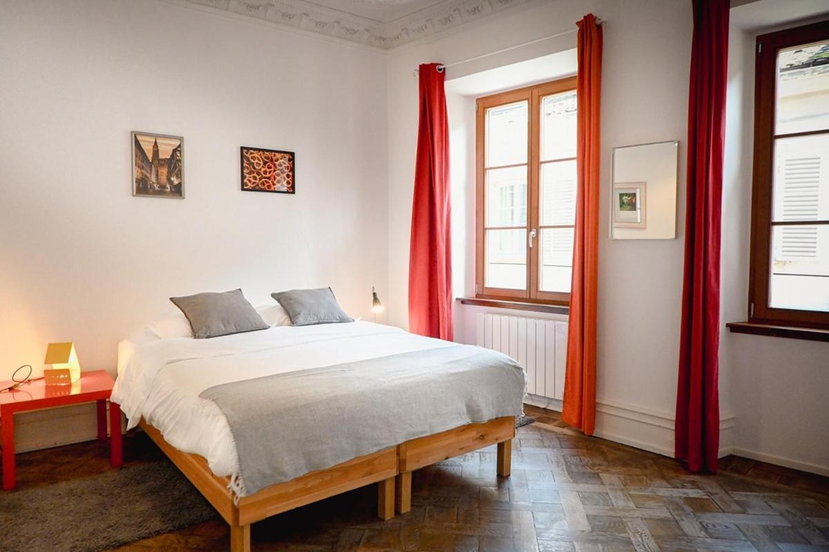 Les Appartements Rue Des Veaux - Quartier Cathedrale Strasbourg Exterior photo